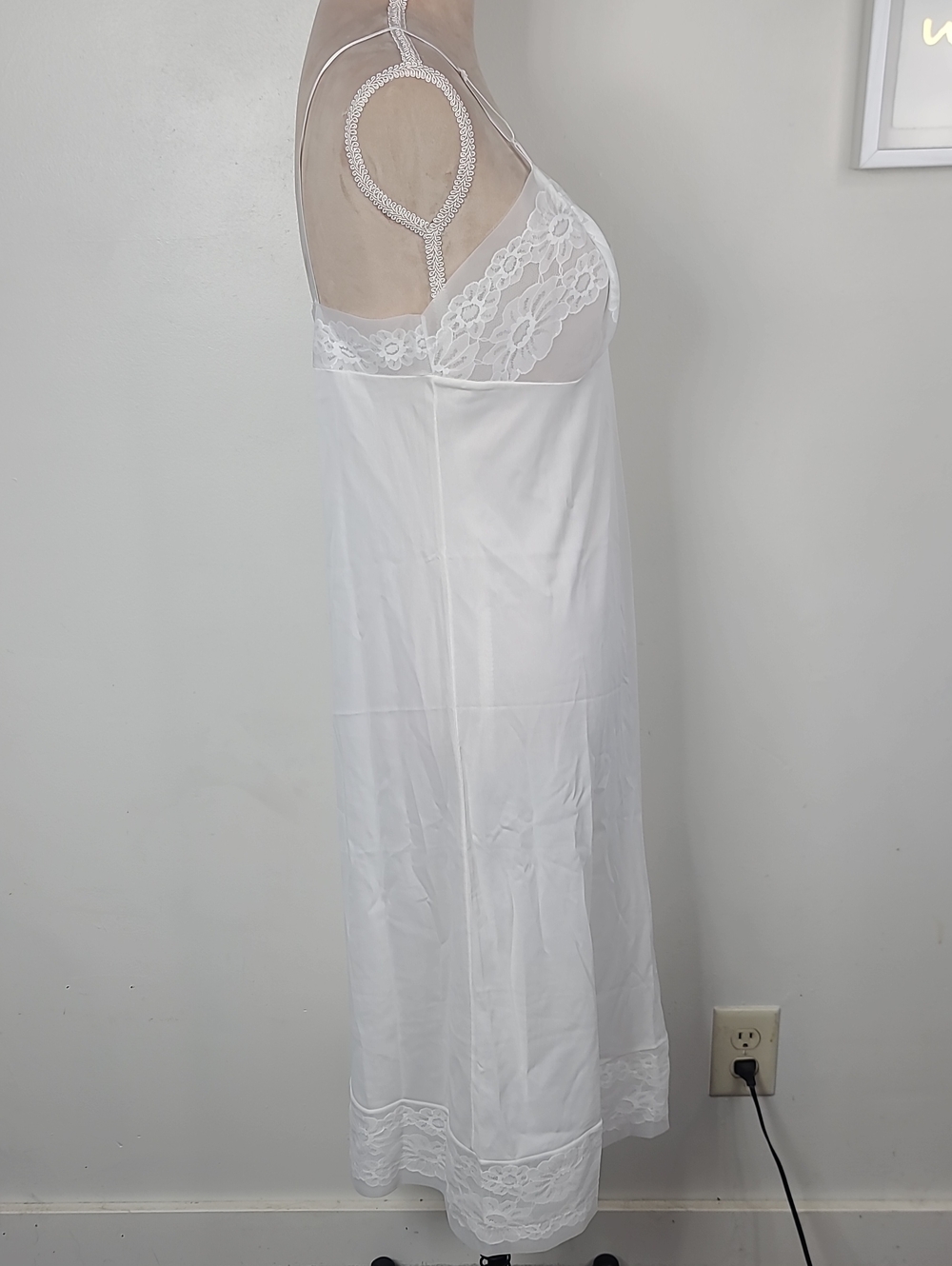 Vtg 70's Vanity Fair Ivory White Tricot Nylon Lace Trim 26" Full Slip Dress 36 - Picture 3 of 14